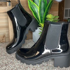 Justfab Black Roonie Boots Size 1 